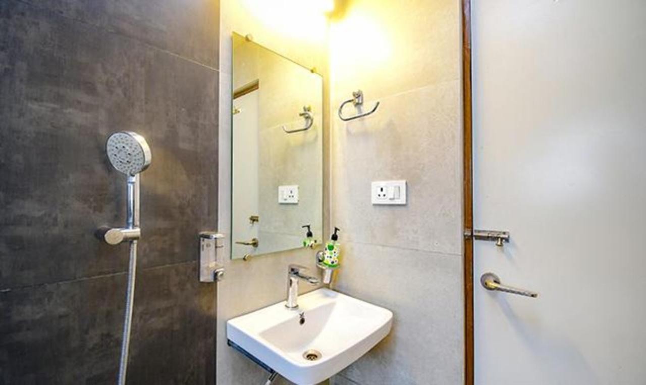 Fabhotel Stay Inn International - Nr Sealdah Station Calcuta Exterior foto
